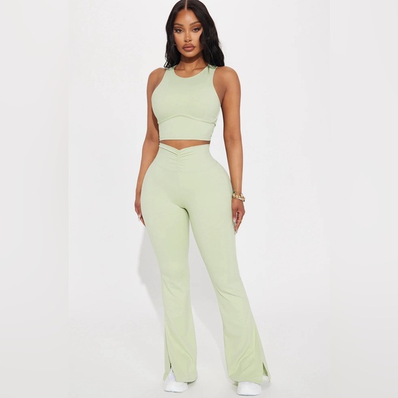 Fashion Nova Pilates Girl Active Flare Pant - Sage Size M - Picture 5 of 11